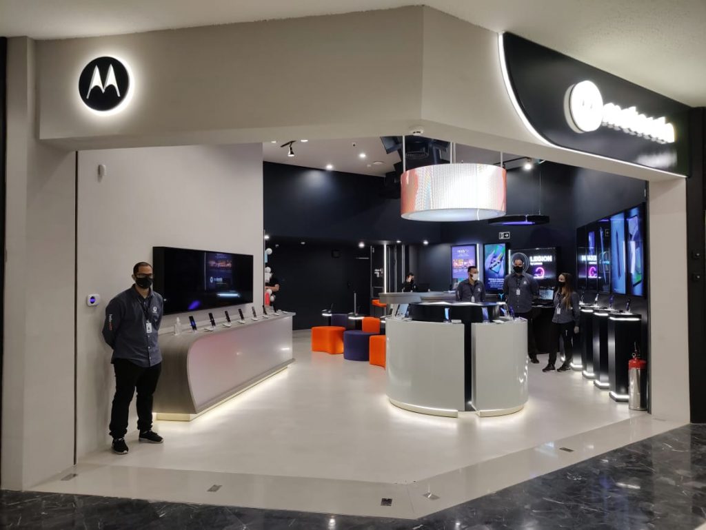 Mobile Time - Motorola lança lojas conceito em São Paulo e Rio de Janeiro