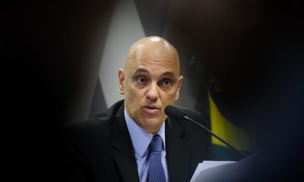 Moraes dá 24 horas para que X aponte representante legal no Brasil