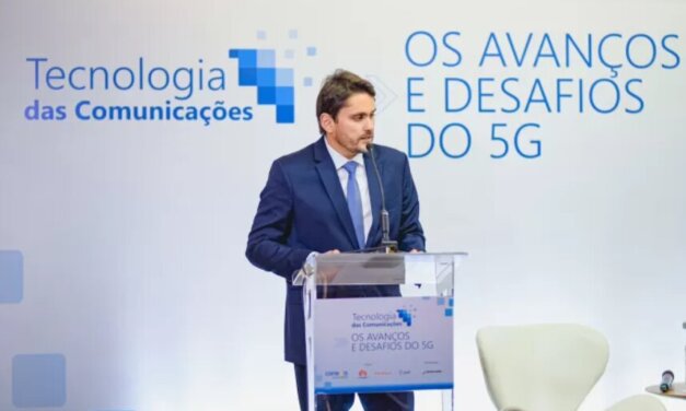 Juscelino destaca papel de telecom para avanço da indústria brasileira