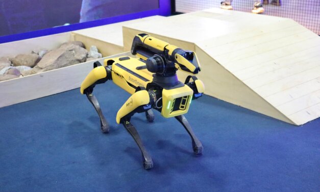 Cão-robô com IA e 5G deve ser comercializado a partir do segundo semestre no Brasil