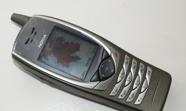 Fóssil Móvel: Nokia 6650, o desbravador